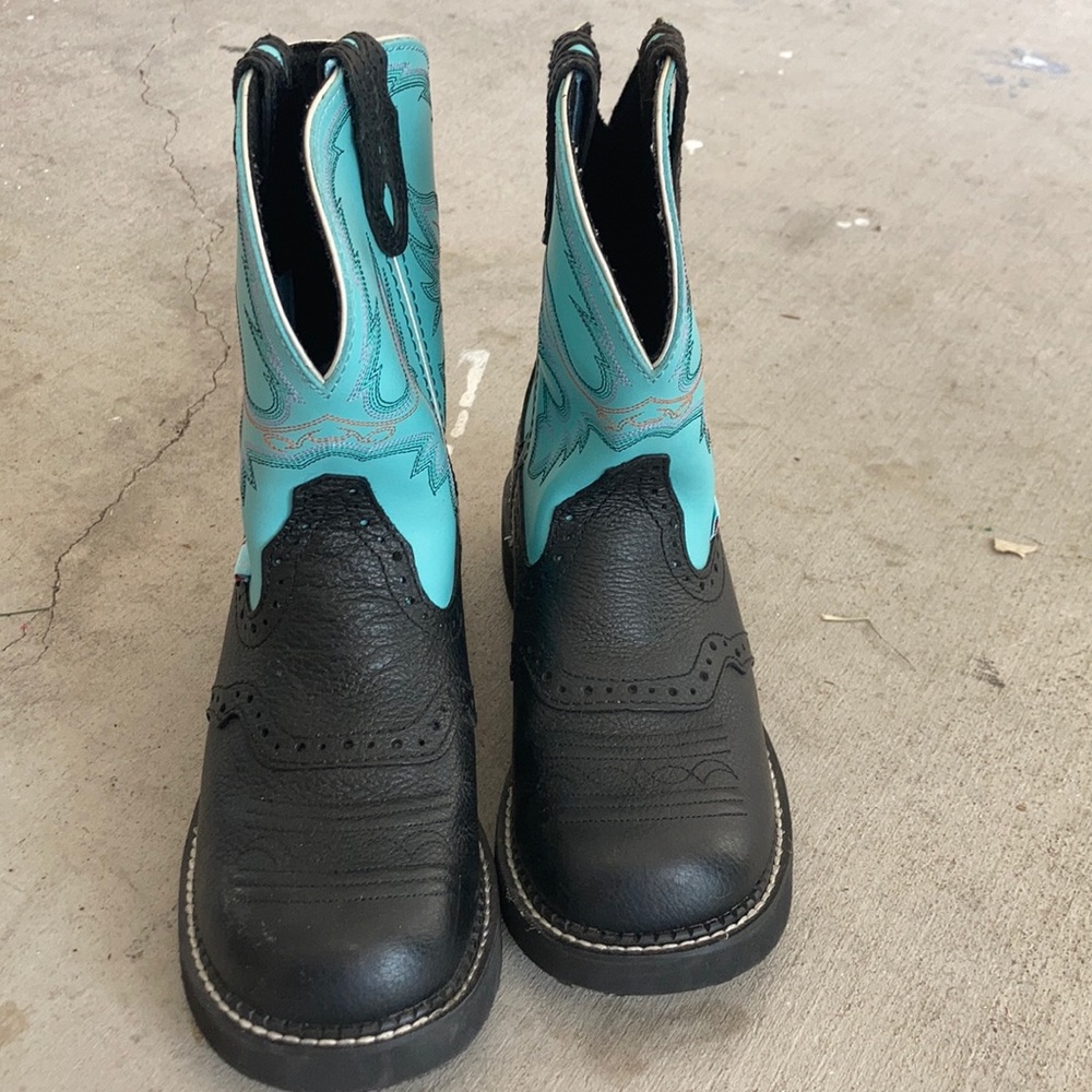 Justin boots 8.5
